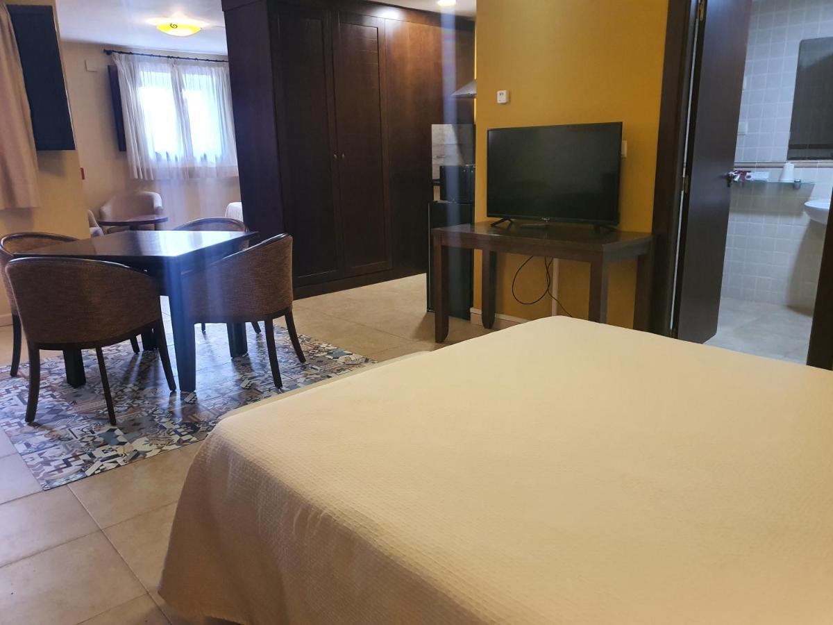 Hotel Masia El Molinete Mora de Rubielos Kültér fotó