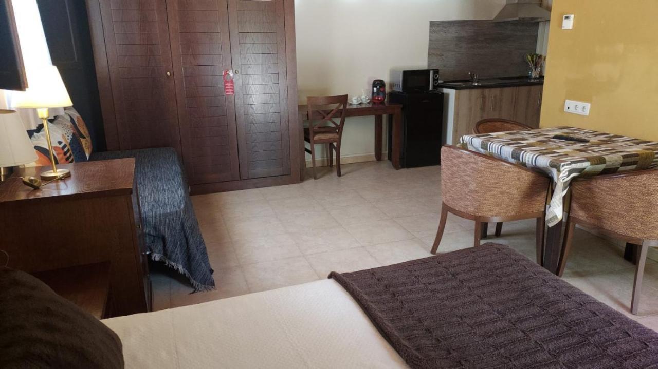 Hotel Masia El Molinete Mora de Rubielos Kültér fotó