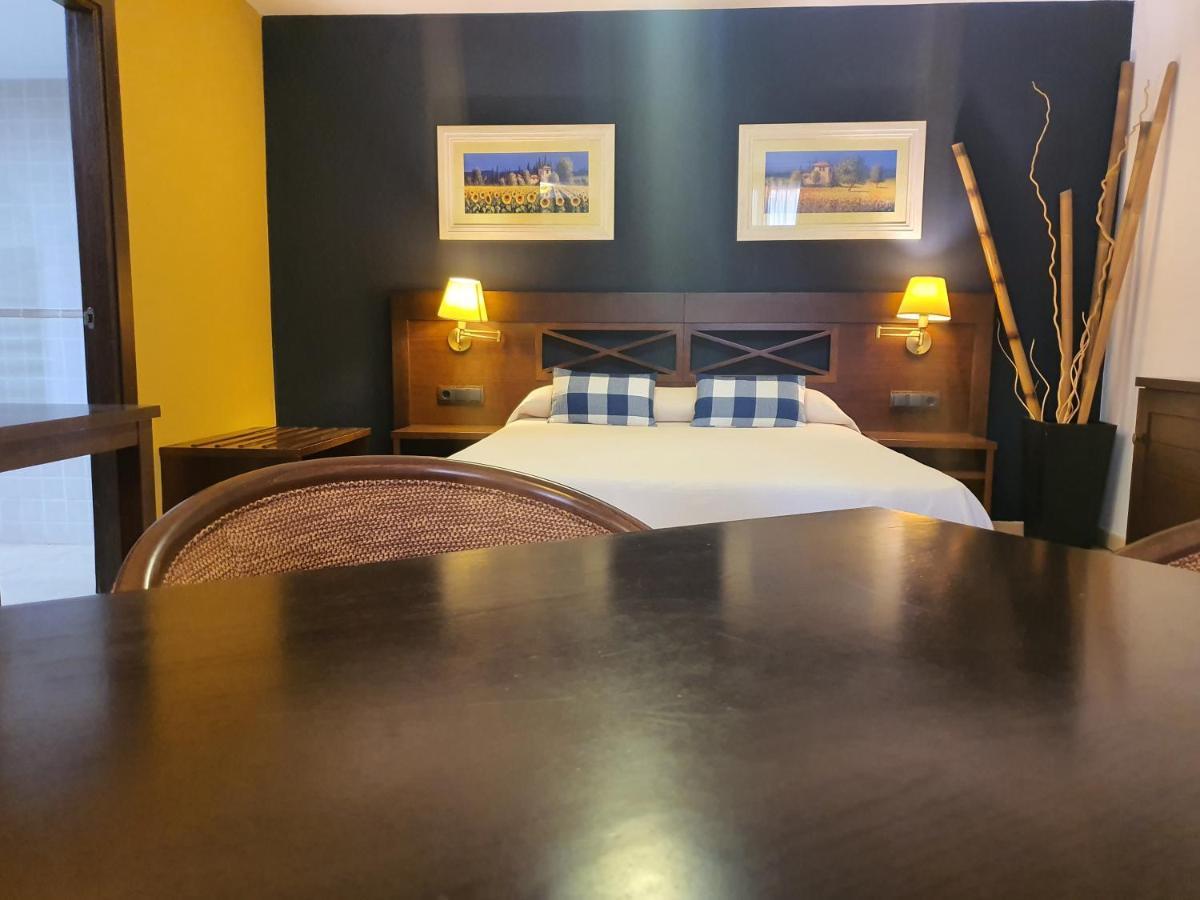 Hotel Masia El Molinete Mora de Rubielos Kültér fotó